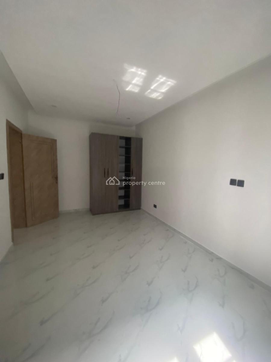 3 Bedroom Apartment with Bq Available, Ilasan, Lekki, Lagos, Block of Flats for Sale