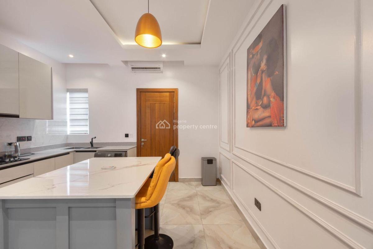 Luxurious 3 Bedroom Apartment with Excellent Features Content, Victoria Island (vi), Lagos, Flat / Apartment Short Let