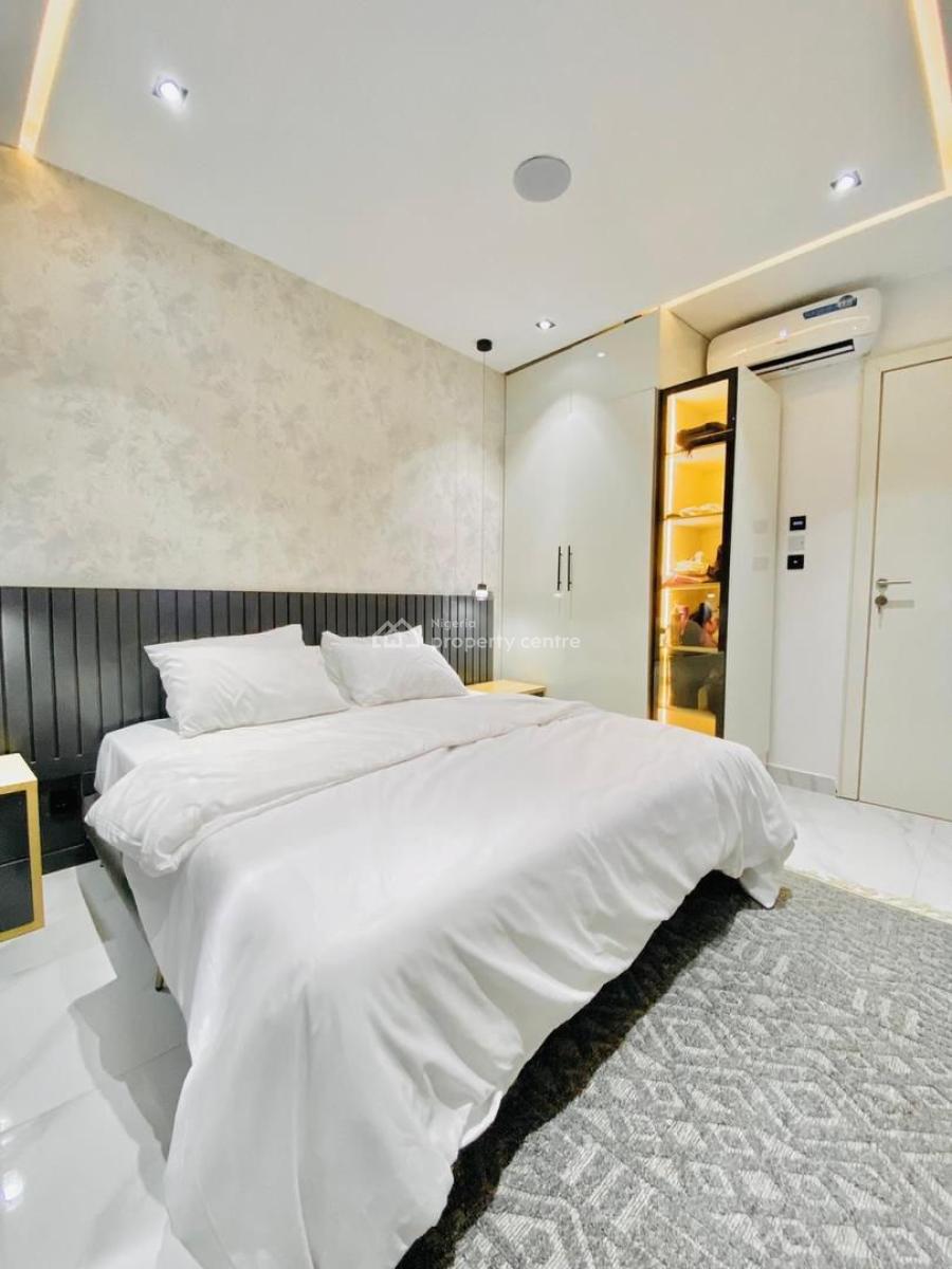 Luxurious 2 Bedroom Apartment with Excellent Features Content, Lekki Phase 1, Lekki, Lagos, Flat / Apartment Short Let