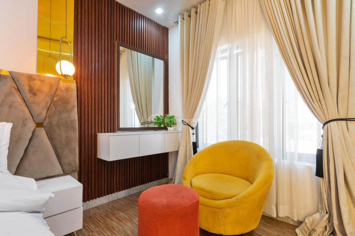 Luxurious 2 Bedroom Apartment with Excellent Features Content, Lekki Phase 1, Lekki, Lagos, Flat / Apartment Short Let