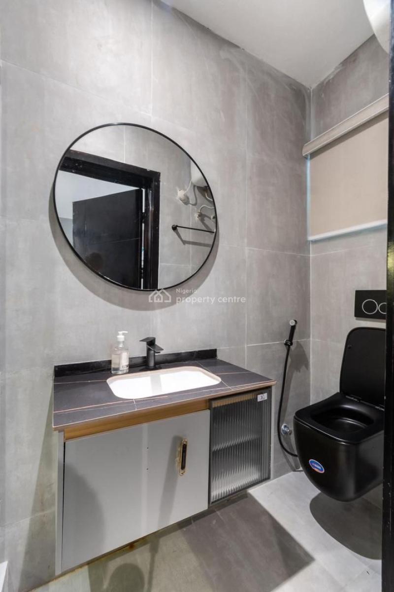 Luxurious 2 Bedroom Apartment with Excellent Features Content, Lekki Phase 1, Lekki, Lagos, Flat / Apartment Short Let