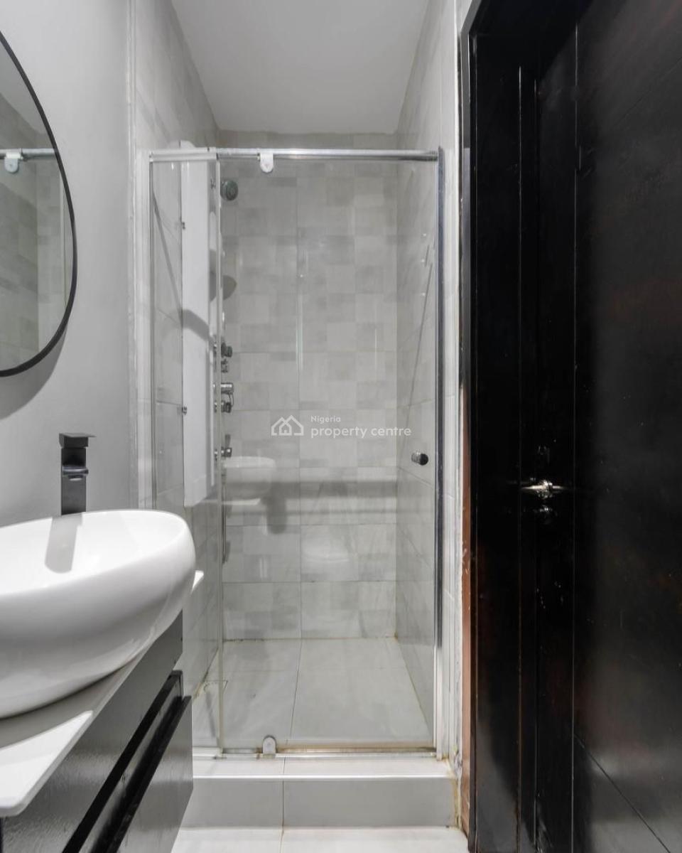 Luxurious 2 Bedroom Apartment with Excellent Features Content, Lekki Phase 1, Lekki, Lagos, Flat / Apartment Short Let