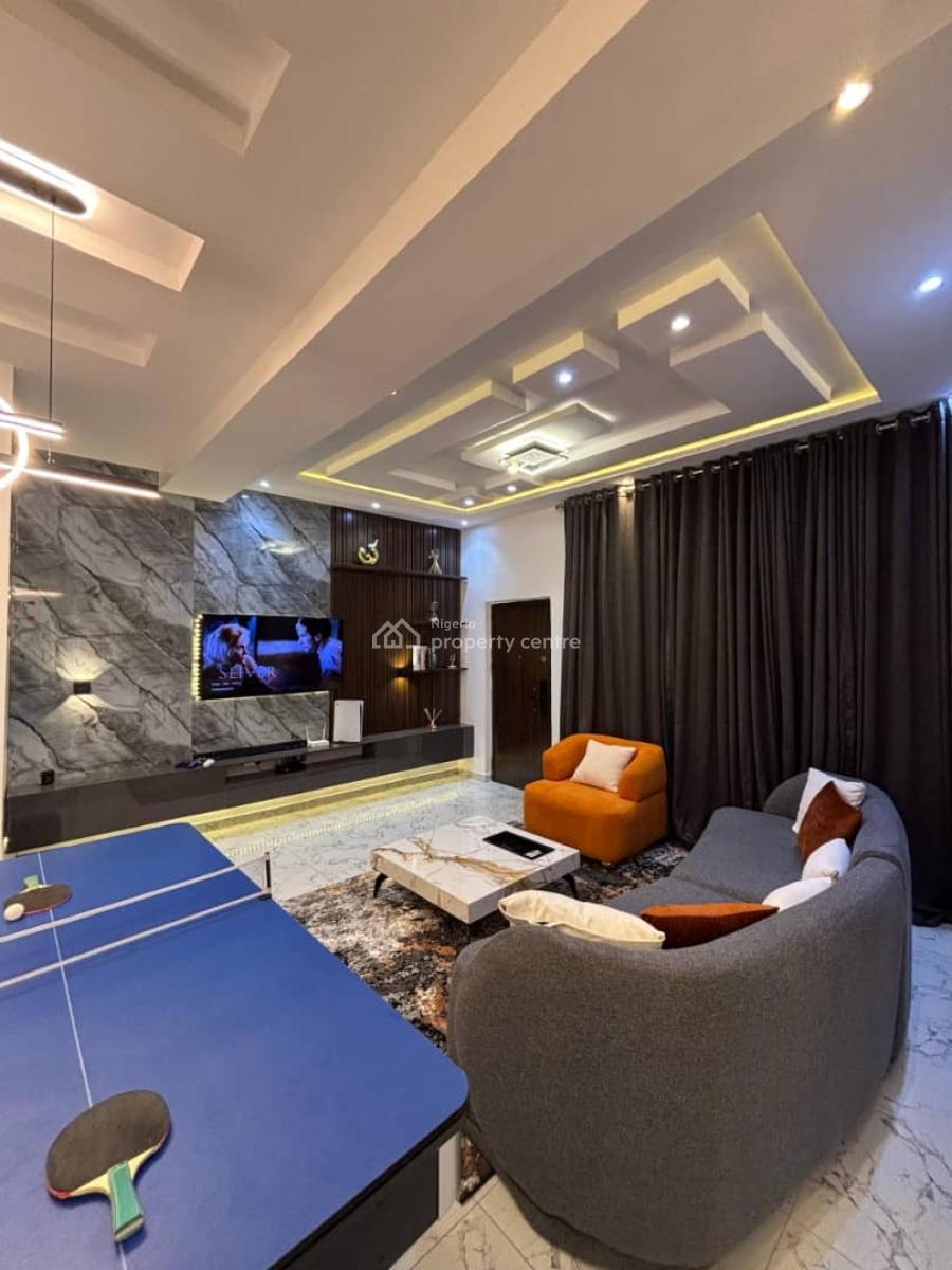 Brand New  Luxury 1 Bedroom Apartment with Snooker, Lekki Phase 1, Lekki, Lagos, Flat / Apartment Short Let