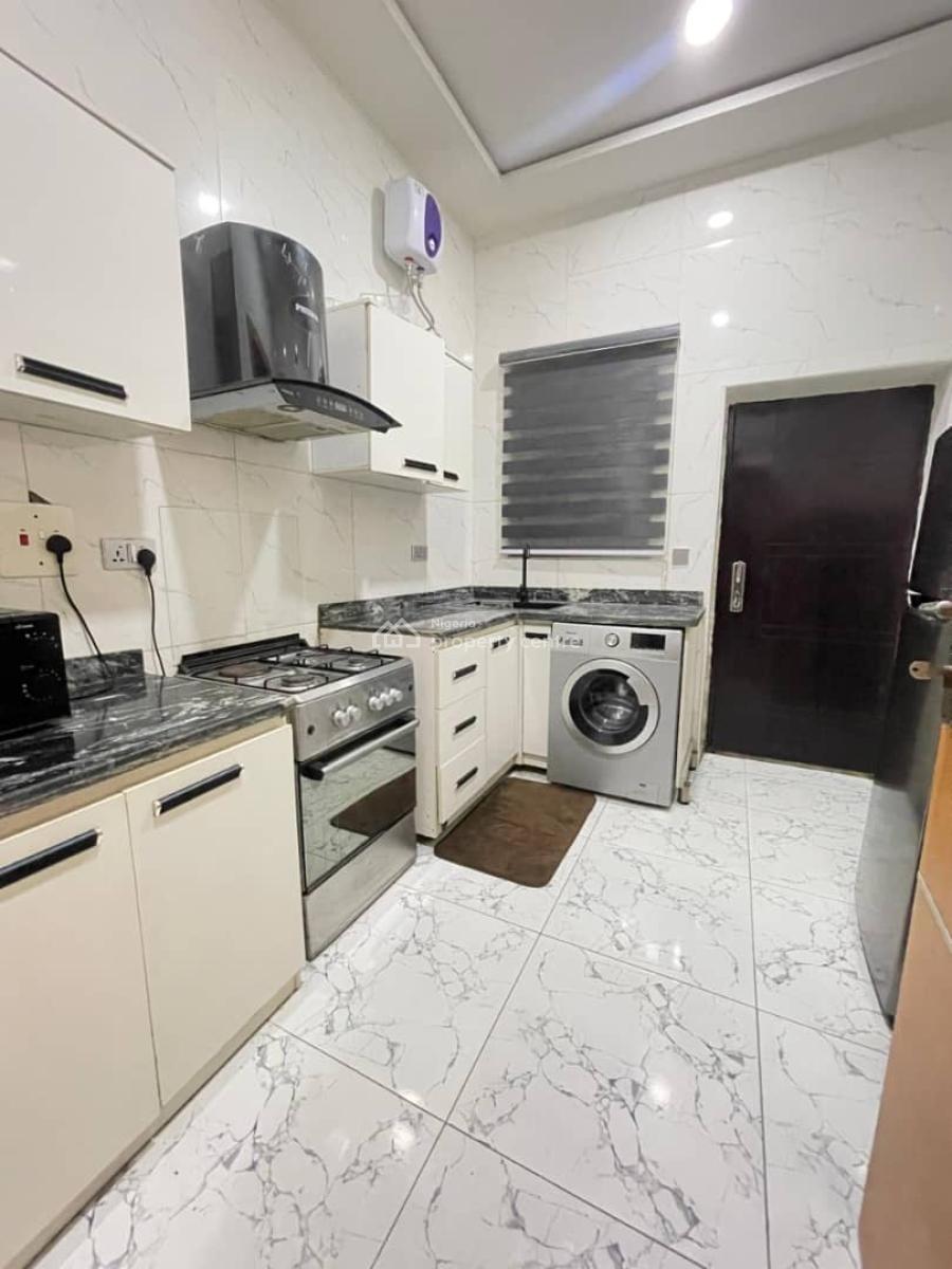 Brand New  Luxury 1 Bedroom Apartment with Snooker, Lekki Phase 1, Lekki, Lagos, Flat / Apartment Short Let