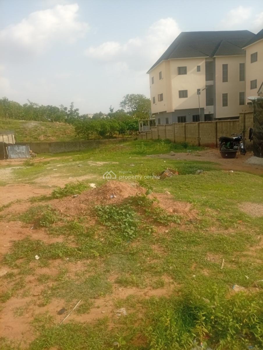 a 1200sqms  Residential Land, Guzape District, Abuja, Residential Land for Sale