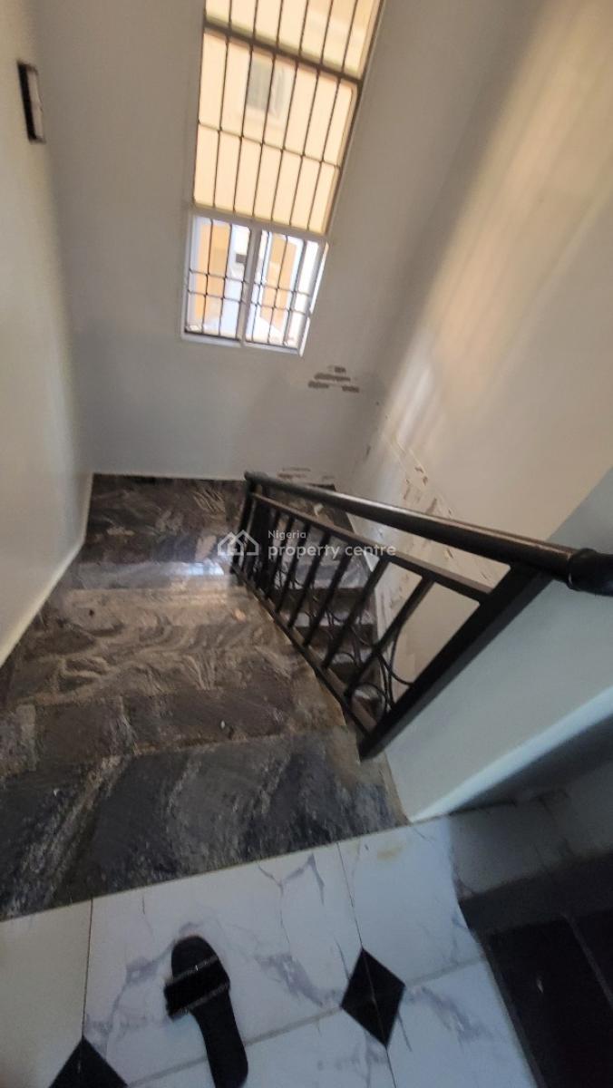 Standard Four(4) Bedrooms Semi-detached Duplex!, Cluster 3, River Park Estate Airport Road Abuja, Lugbe District, Abuja, Semi-detached Duplex for Rent