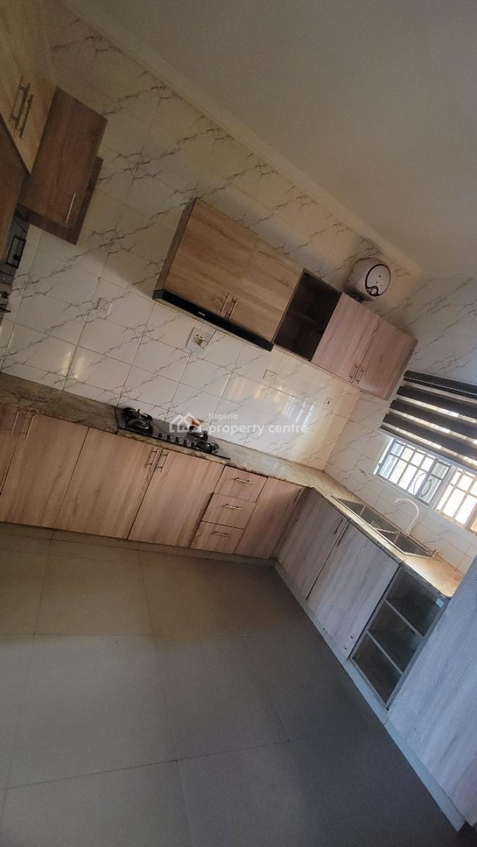 Standard Four(4) Bedrooms Semi-detached Duplex!, Cluster 3, River Park Estate Airport Road Abuja, Lugbe District, Abuja, Semi-detached Duplex for Rent