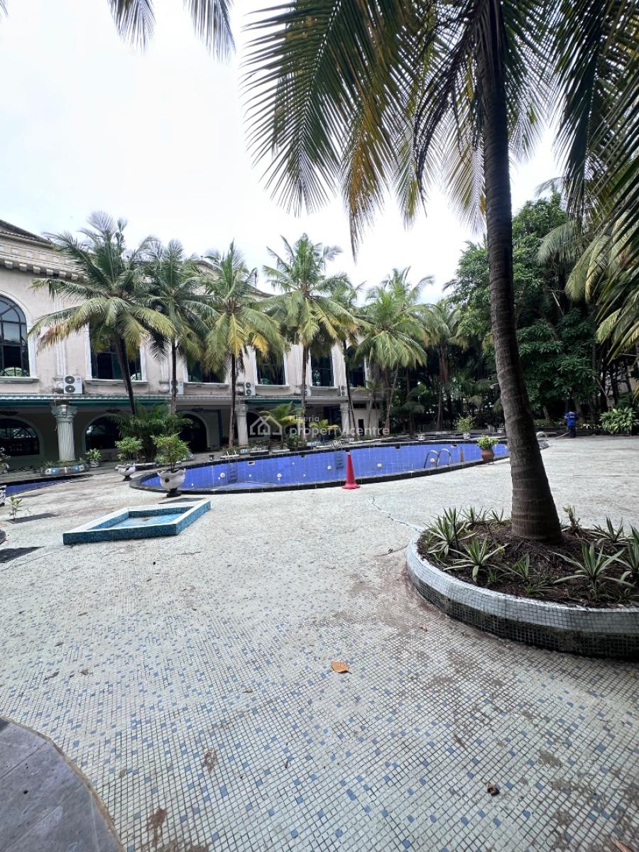 2 Bedroom Apartment with Pool and Playground, Eleganza Estate, Lekki, Lagos, Flat / Apartment for Rent