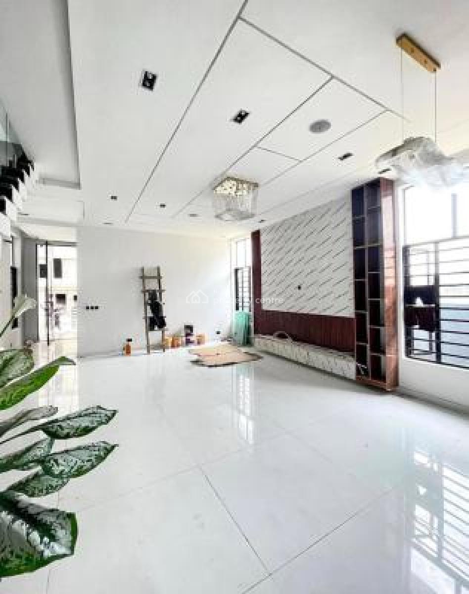 Beautifully Finished Contemporary 5 Bedroom Duplex with Bq and Pool, Chevron Lekki, Lekki, Lagos, Detached Duplex for Sale