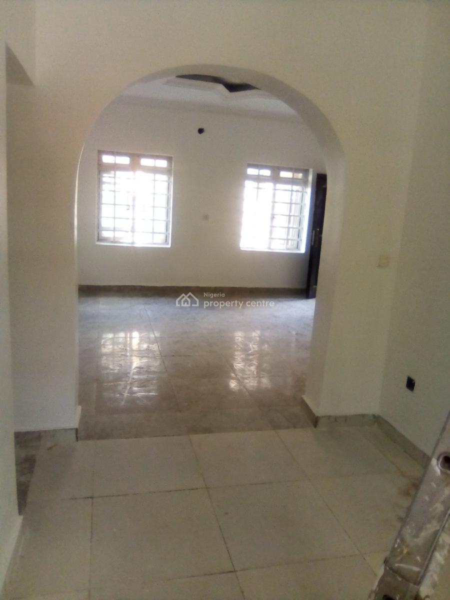 Neatly Finished Spacious 2 Bedroom Apartment, 2nd Avenue, Gwarinpa, Abuja, Flat / Apartment for Rent