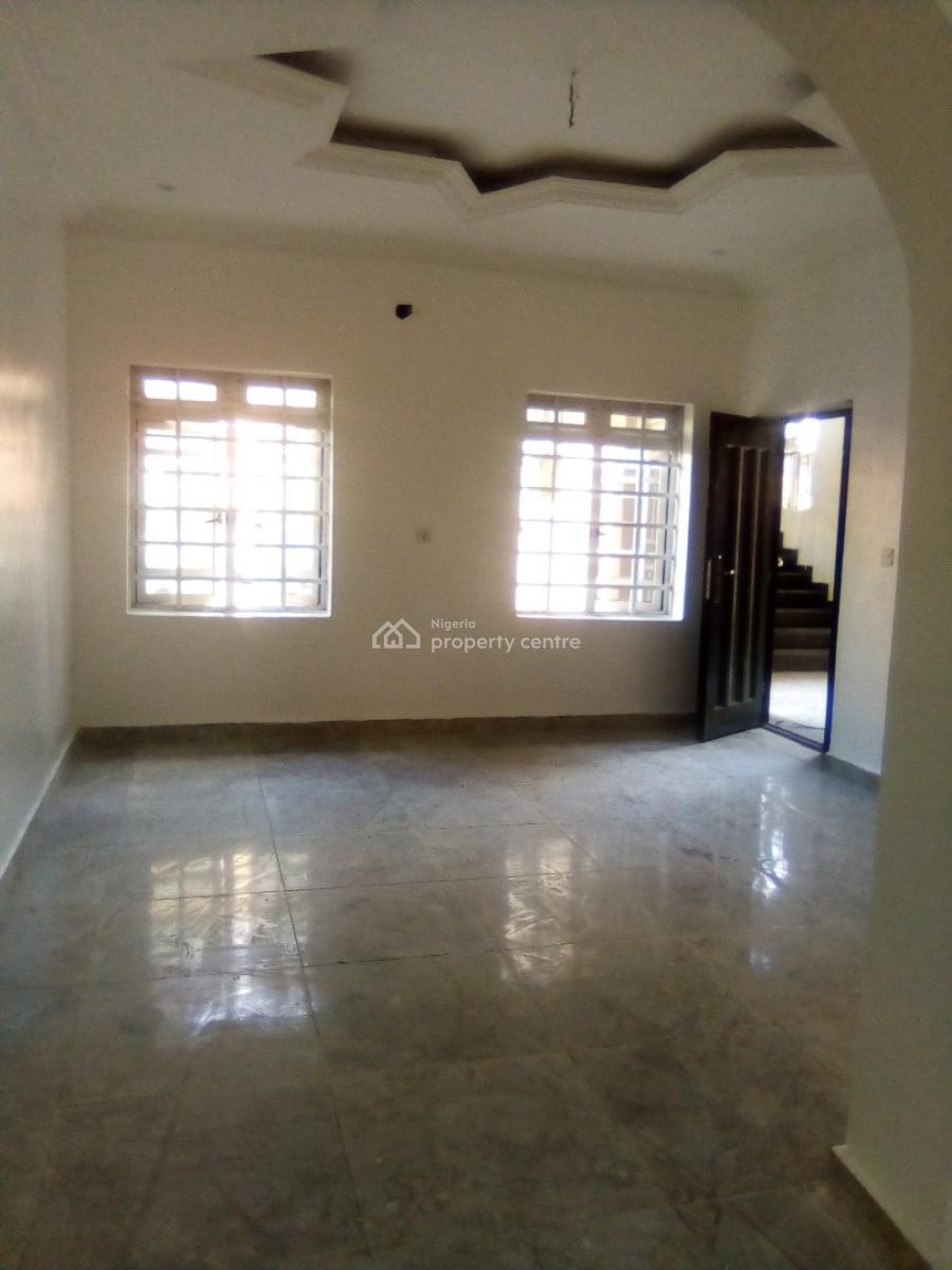 Neatly Finished Spacious 2 Bedroom Apartment, 2nd Avenue, Gwarinpa, Abuja, Flat / Apartment for Rent