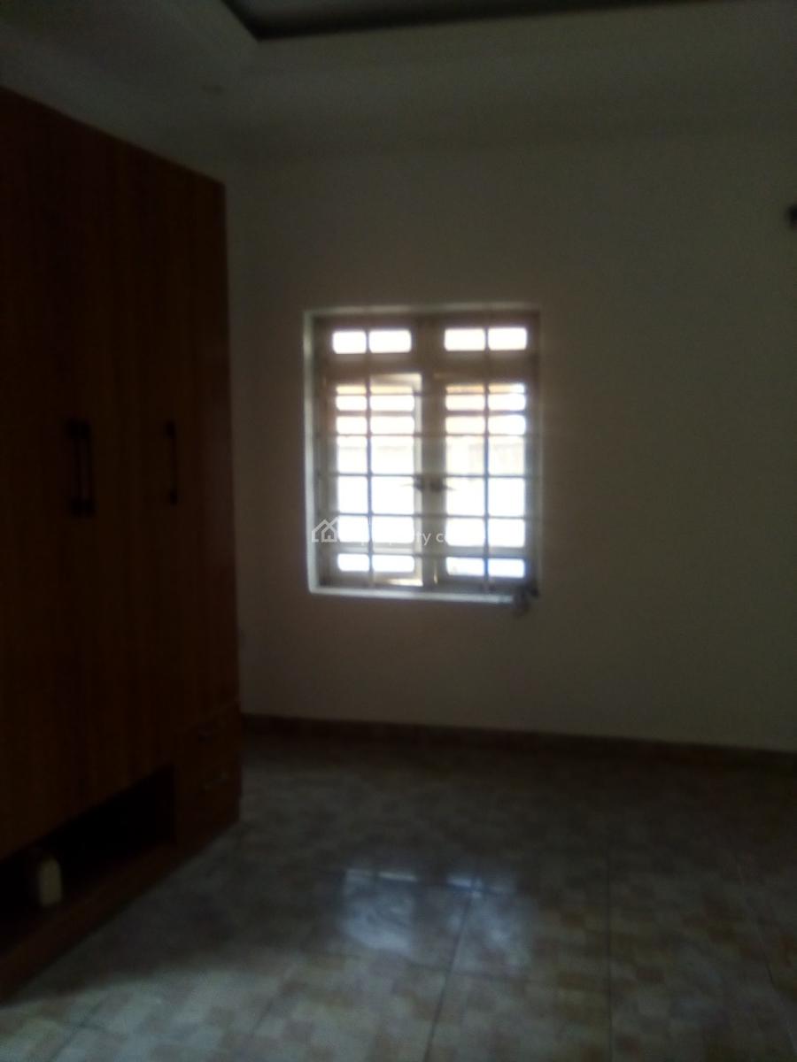 Neatly Finished Spacious 2 Bedroom Apartment, 2nd Avenue, Gwarinpa, Abuja, Flat / Apartment for Rent