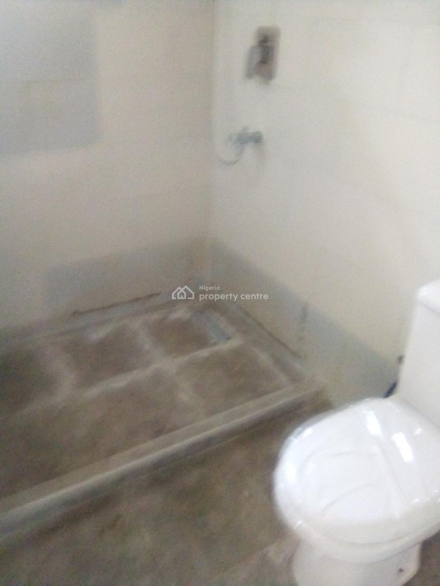 Neatly Finished Spacious 2 Bedroom Apartment, 2nd Avenue, Gwarinpa, Abuja, Flat / Apartment for Rent