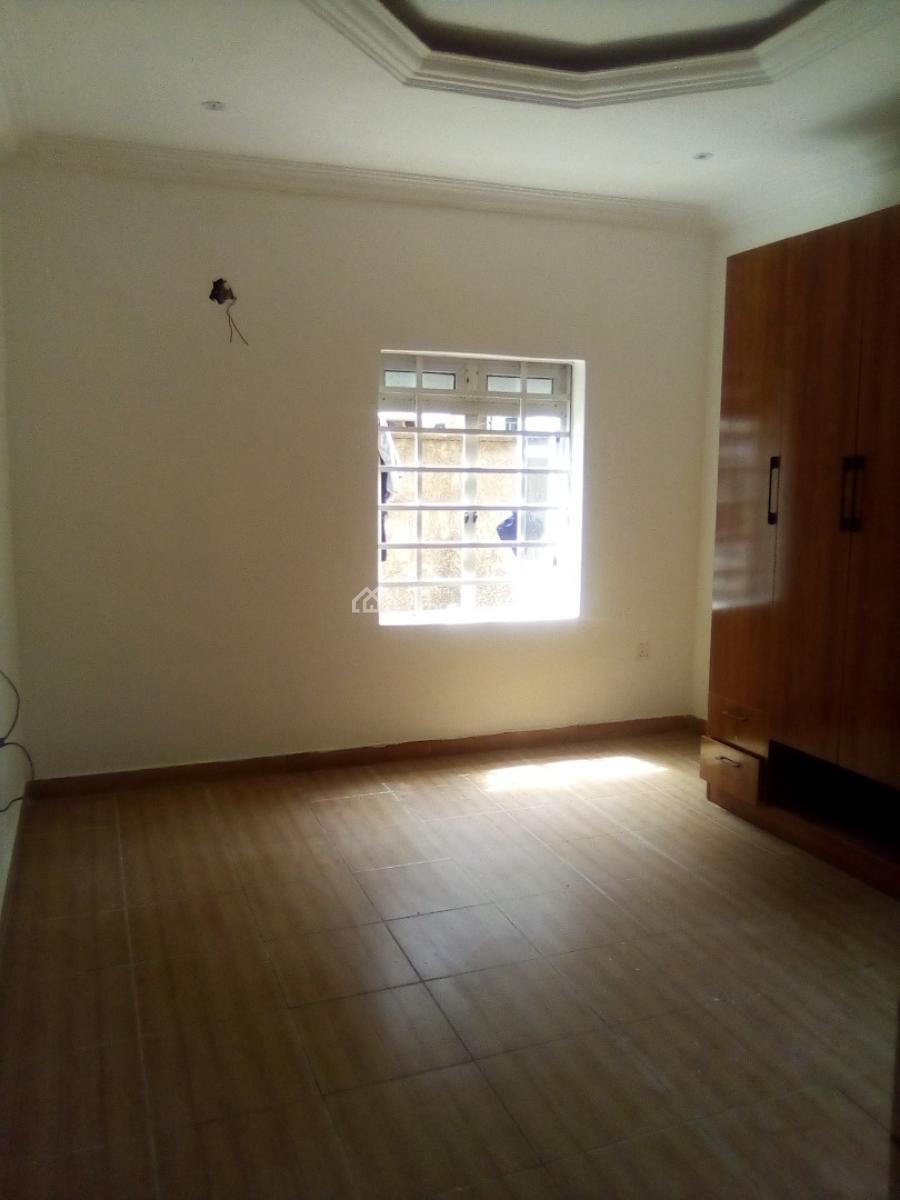 Neatly Finished Spacious 2 Bedroom Apartment, 2nd Avenue, Gwarinpa, Abuja, Flat / Apartment for Rent