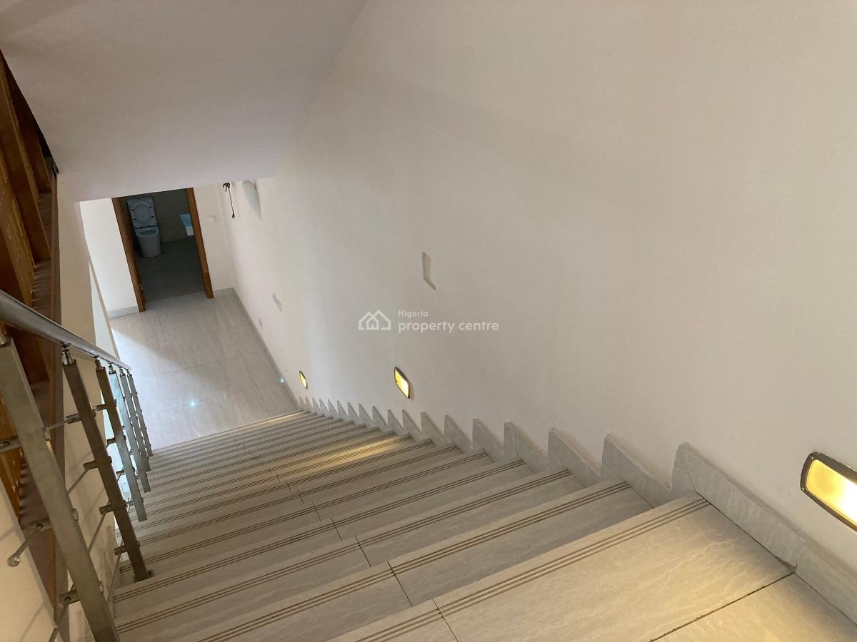 Elegant 5-bedroom Terraced House with Bq in a Gated Community, Dideolu Estate V.i, Victoria Island (vi), Lagos, Terraced Duplex for Sale
