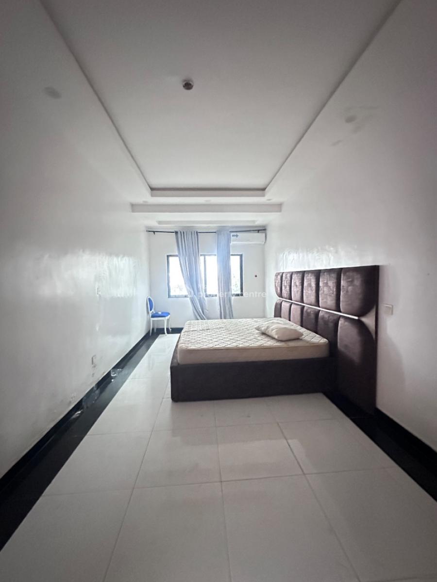 3bedroom Apartment with Pool, Eleganza Estate, Lekki, Lagos, Flat / Apartment for Rent