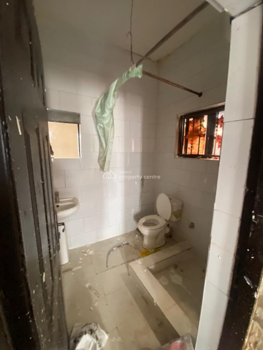 Renovated 3bedroom Flat, with Ac. 2nd Floor,  Tarrred, Off Amino Kano, Wuse 2, Abuja, Flat / Apartment for Rent