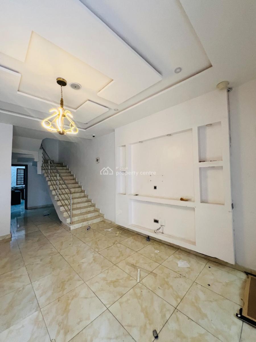 4 Bedroom & Bq, Ikota, Lekki, Lagos, Semi-detached Duplex for Rent