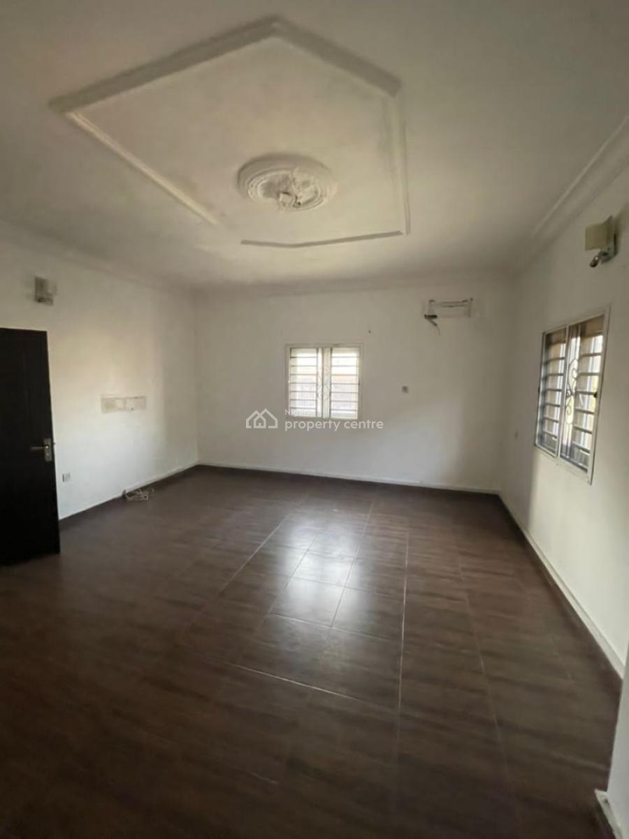 2 Bedroom Apartment, Lekki Phase 1, Lekki, Lagos, Flat / Apartment for Rent