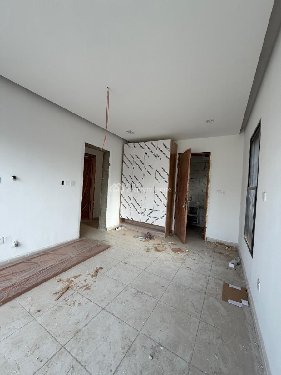 Contemporary 2 Bedroom Apartment, Ologolo, Lekki, Lagos, Flat / Apartment for Sale