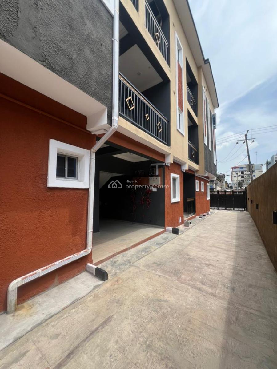 Studio Apartment, Isaac John, Ikeja, Lagos, Self Contain (single Rooms) for Rent