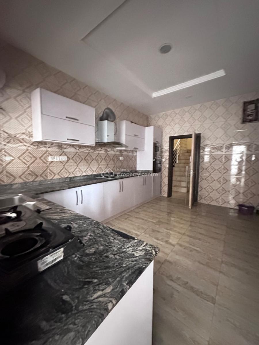 1bedroom Shared Apartment, Lekki Conservation Centre, Lekki, Lagos, Flat / Apartment for Rent