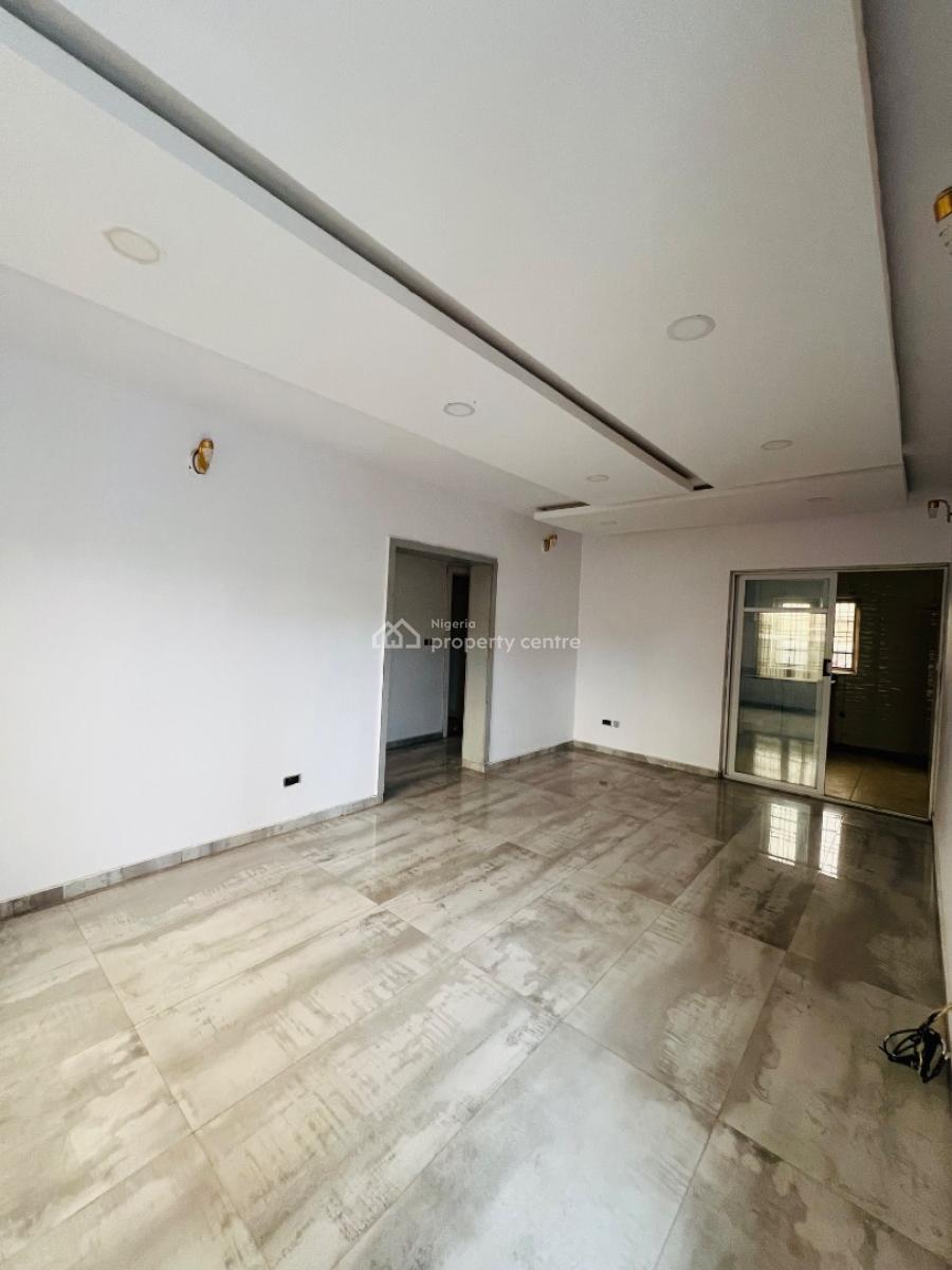 2 Bedroom Apartment, Ikota, Lekki, Lagos, Flat / Apartment for Rent