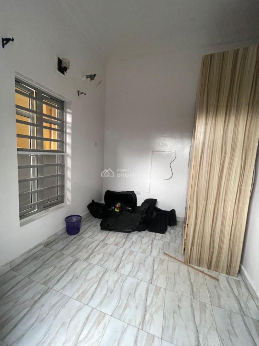 Spacious Room Bq in a Call to Access Estate, Westend Estate, Lekki County, Lekki, Lagos, Flat / Apartment for Rent