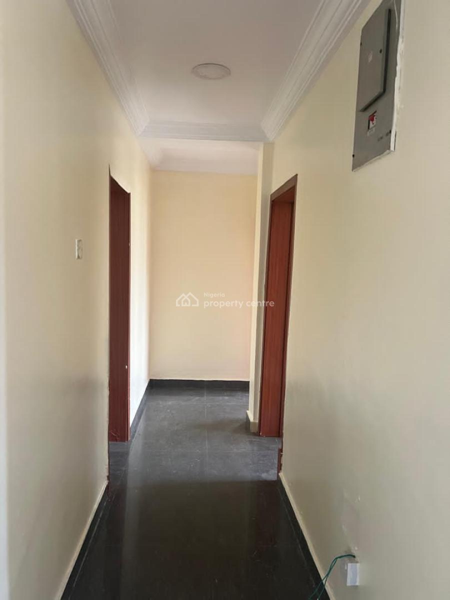 Newly Renovated 3 Bedroom Apartment, Adeniyi Jones, Adeniyi Jones, Ikeja, Lagos, Flat / Apartment for Rent