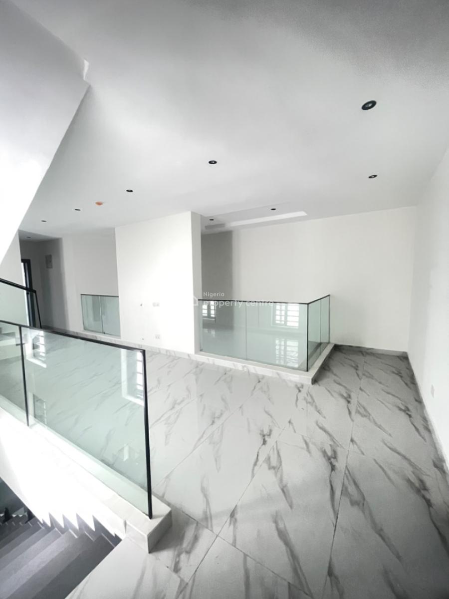 Luxury 5 Bedroom Detached  Duplex and 1 Bq, Ikota, Lekki, Lagos, Detached Duplex for Sale