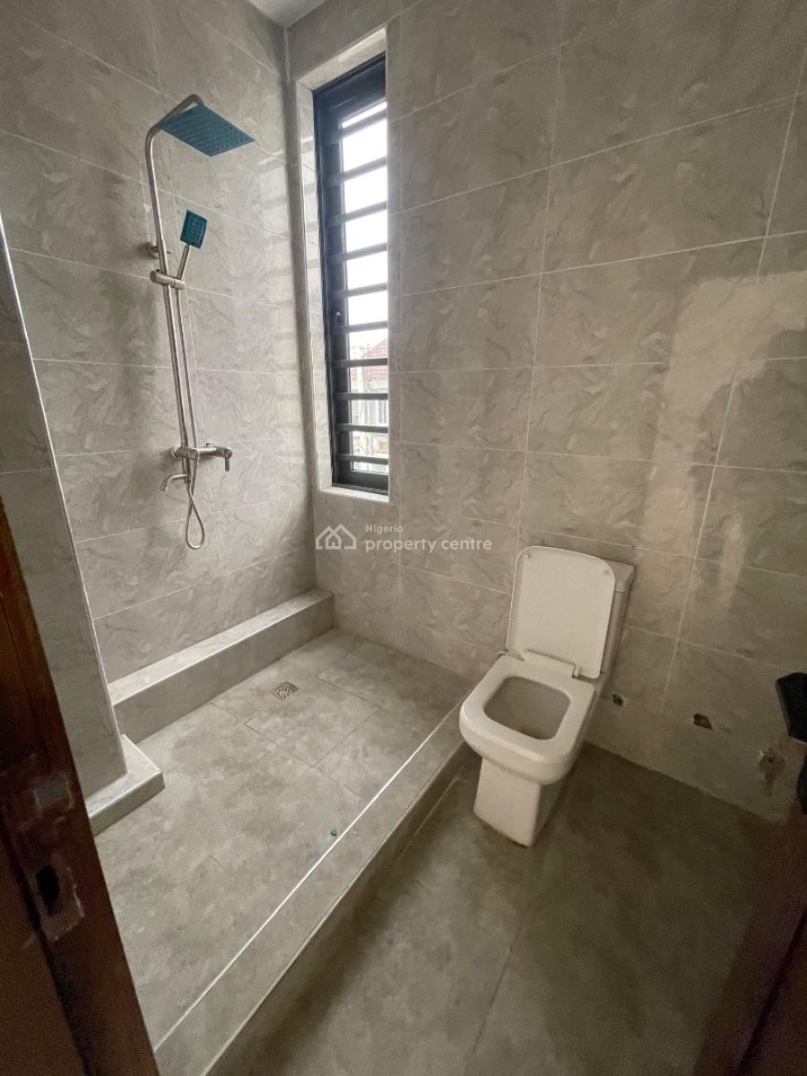 Bran New 2 Bedroom, Off Freedom Way Ikate, Lekki Phase 1, Lekki, Lagos, Flat / Apartment for Rent