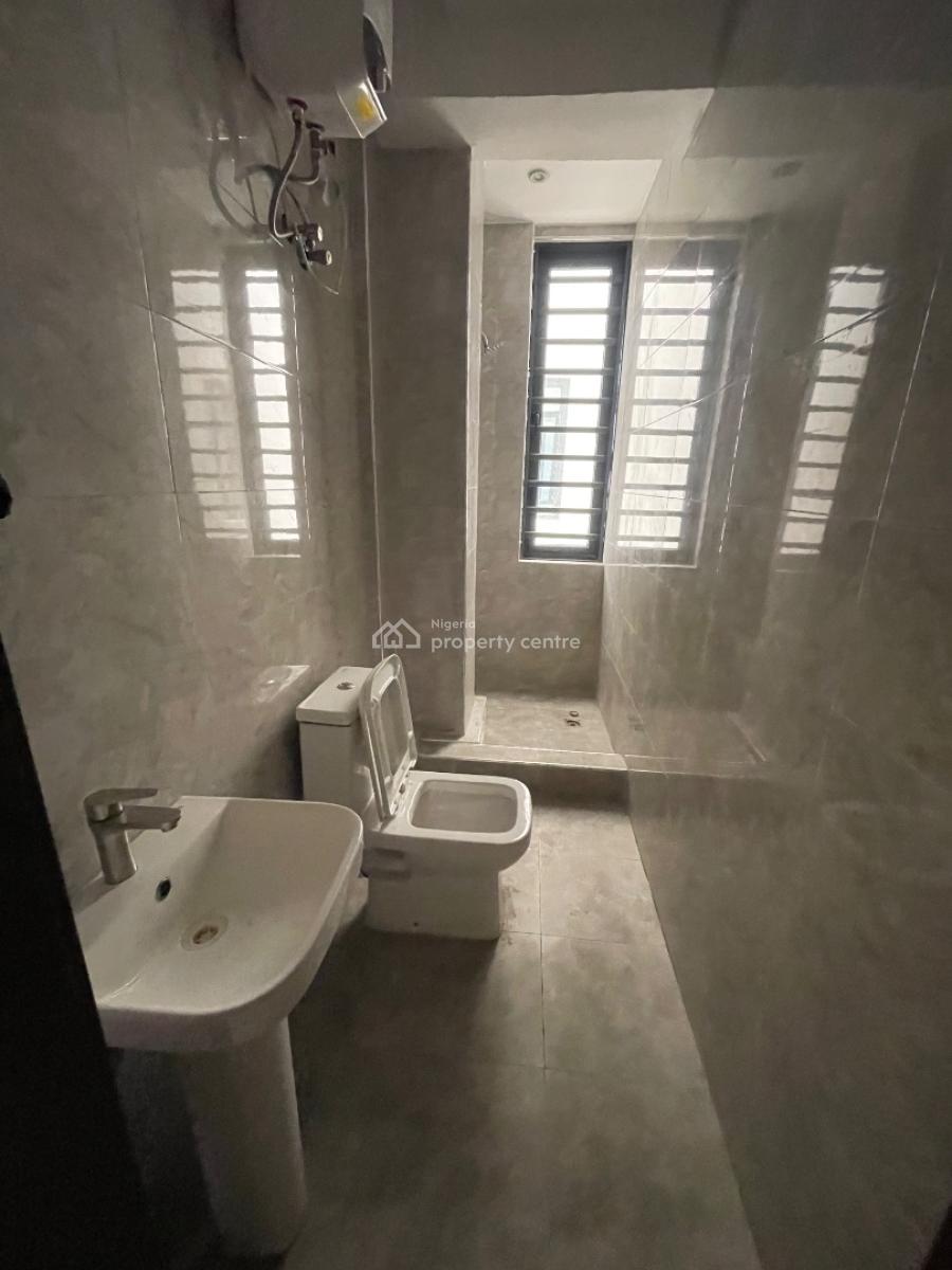 Bran New 2 Bedroom, Off Freedom Way Ikate, Lekki Phase 1, Lekki, Lagos, Flat / Apartment for Rent