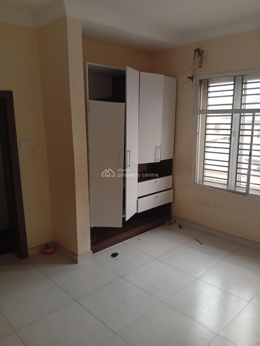 Spacious & Standard 5 Bedroom Duplex, Magodo Phase 2, Gra Phase 2, Magodo, Lagos, Semi-detached Duplex for Rent