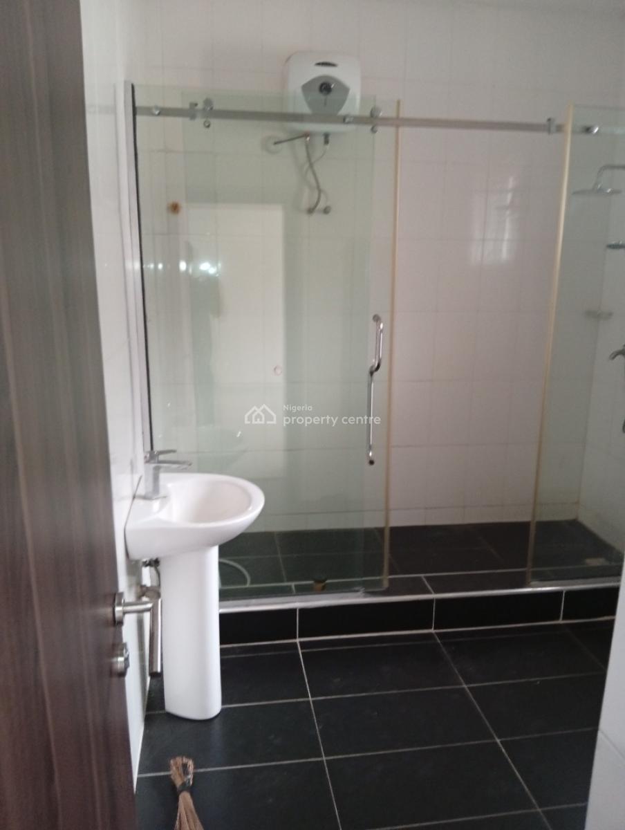 Spacious & Standard 5 Bedroom Duplex, Magodo Phase 2, Gra Phase 2, Magodo, Lagos, Semi-detached Duplex for Rent