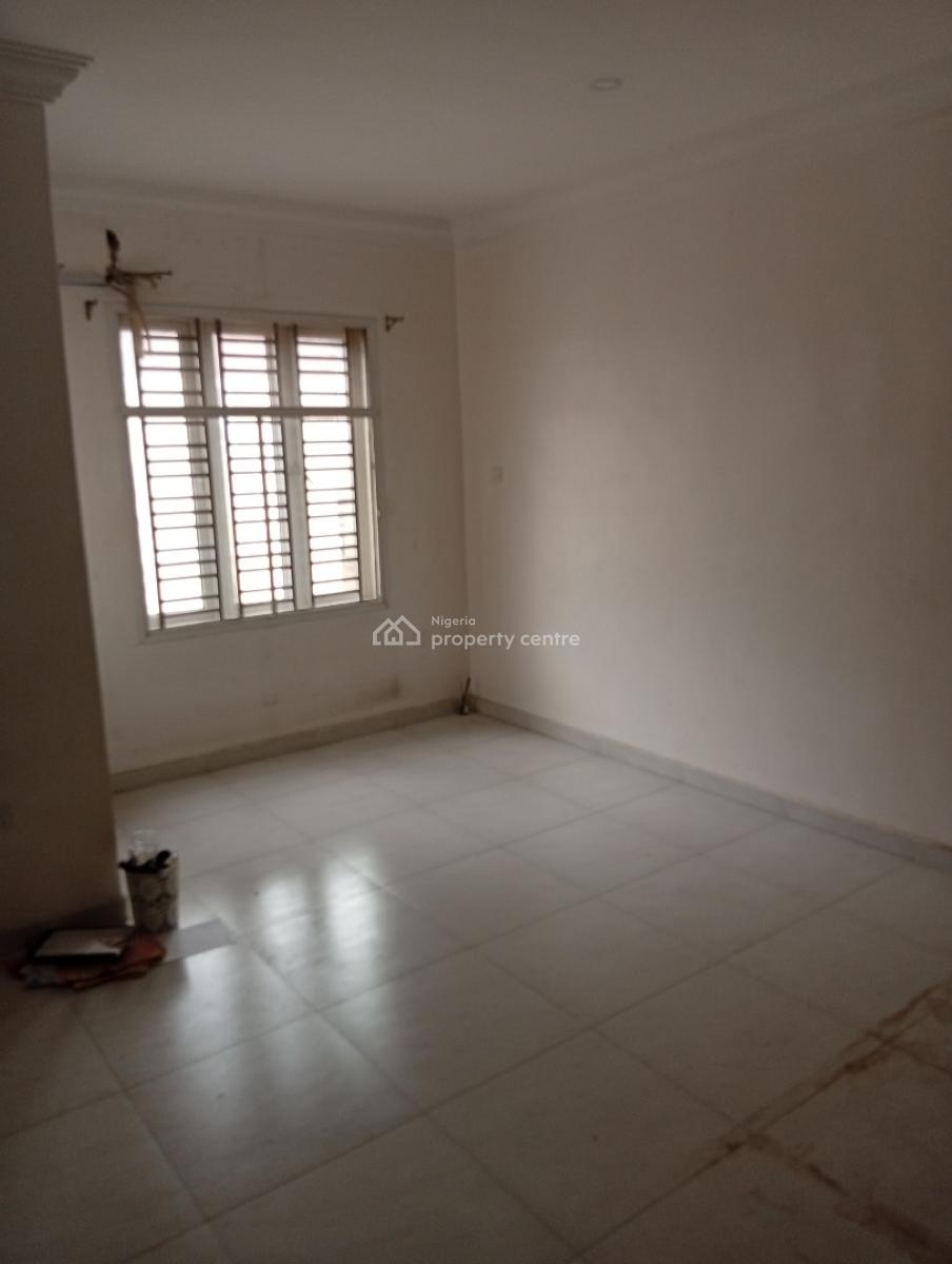 Spacious & Standard 5 Bedroom Duplex, Magodo Phase 2, Gra Phase 2, Magodo, Lagos, Semi-detached Duplex for Rent