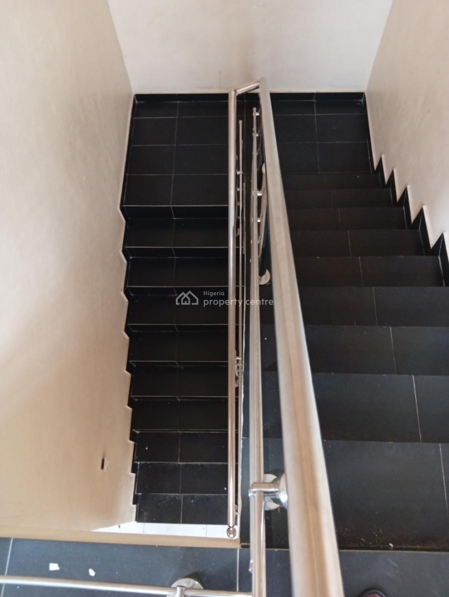 Spacious & Standard 5 Bedroom Duplex, Magodo Phase 2, Gra Phase 2, Magodo, Lagos, Semi-detached Duplex for Rent