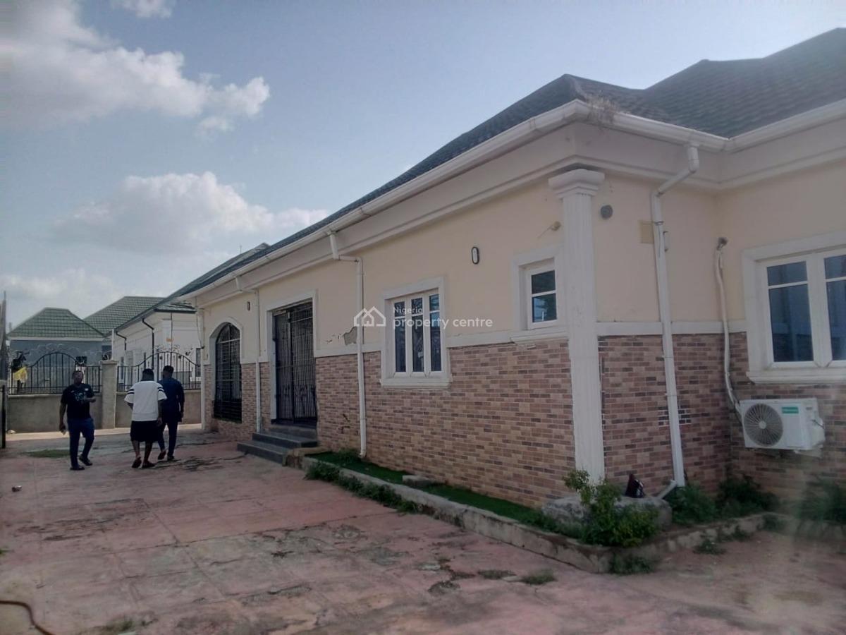 3 Bedroom Bungalow with Bq, Pyakasa, Lugbe District, Abuja, Detached Bungalow for Sale