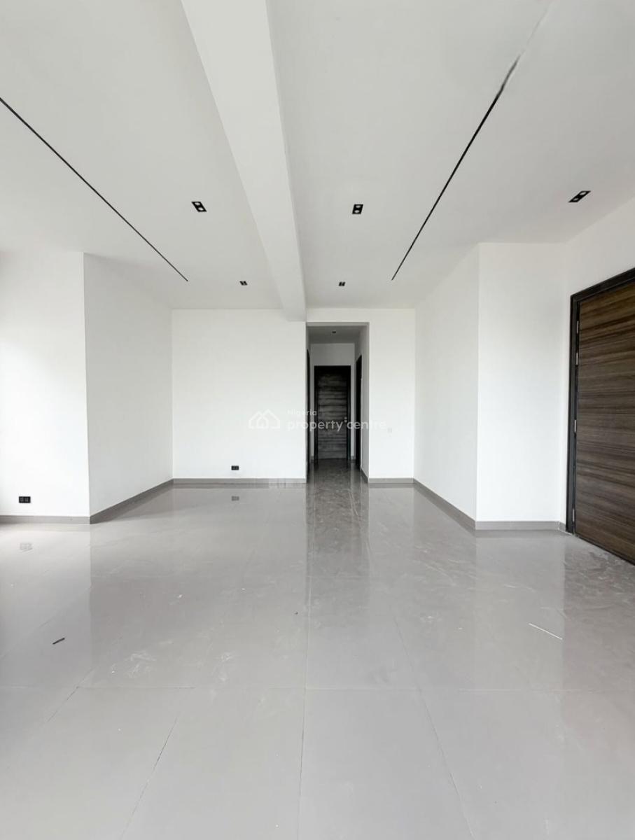 Waterfront 2 Bedroom Penthouse with Bq, Lekki Phase 1, Lekki, Lagos, Block of Flats for Sale
