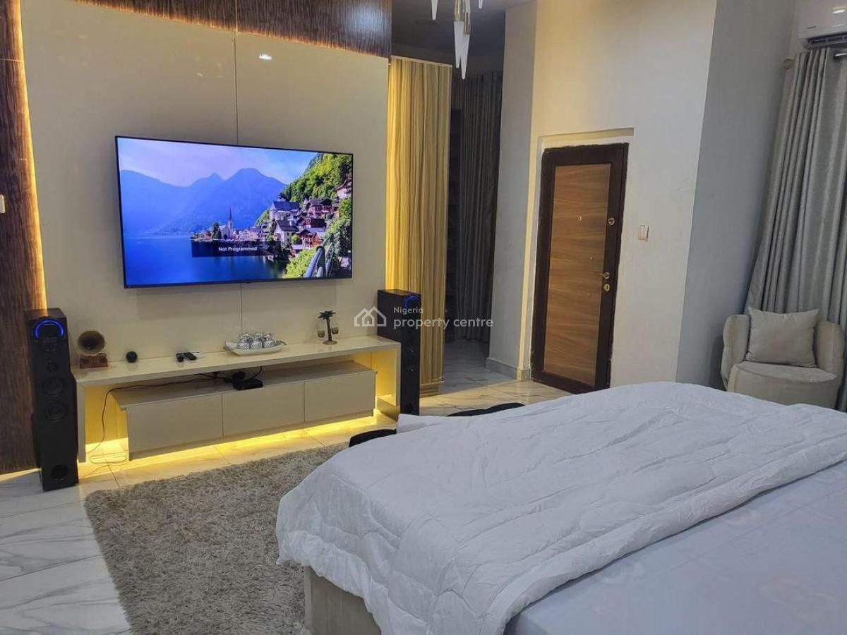 Experience a Luxury Lifestyle in This Cozy Fully Furnished 4 Bedroom, Chevron Lekki, Lekki, Lagos, Semi-detached Duplex for Rent