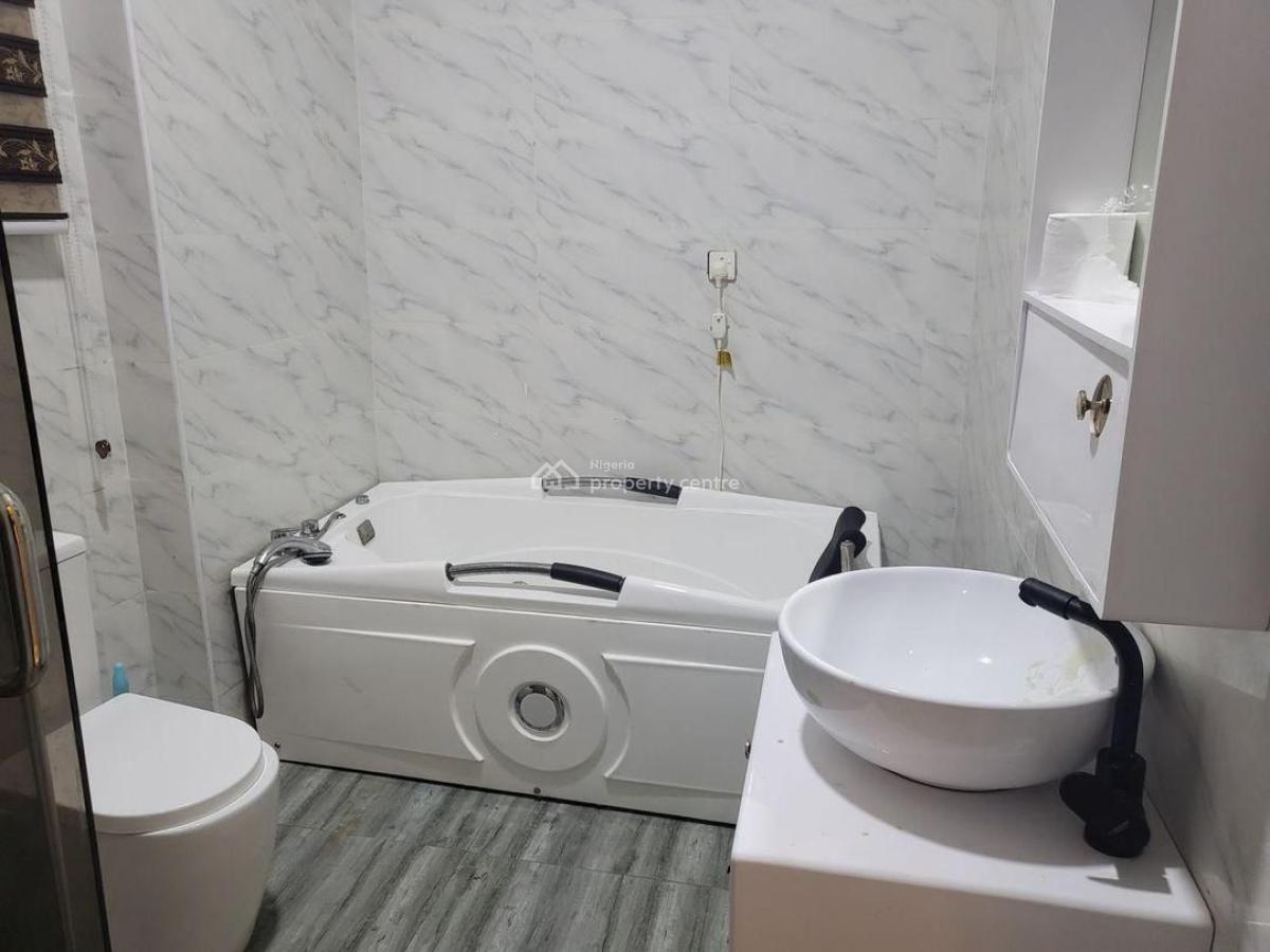 Experience a Luxury Lifestyle in This Cozy Fully Furnished 4 Bedroom, Chevron Lekki, Lekki, Lagos, Semi-detached Duplex for Rent