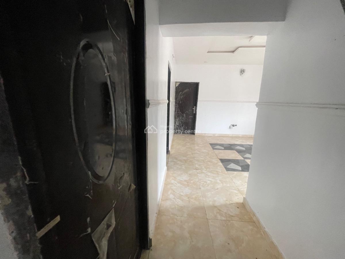 3 Bedroom House (one Up & Down) with Bq, Bowale Street, Nut Quarters, Oke Odan, Aiyegun, Apete, Ibadan, Oyo, Block of Flats for Sale
