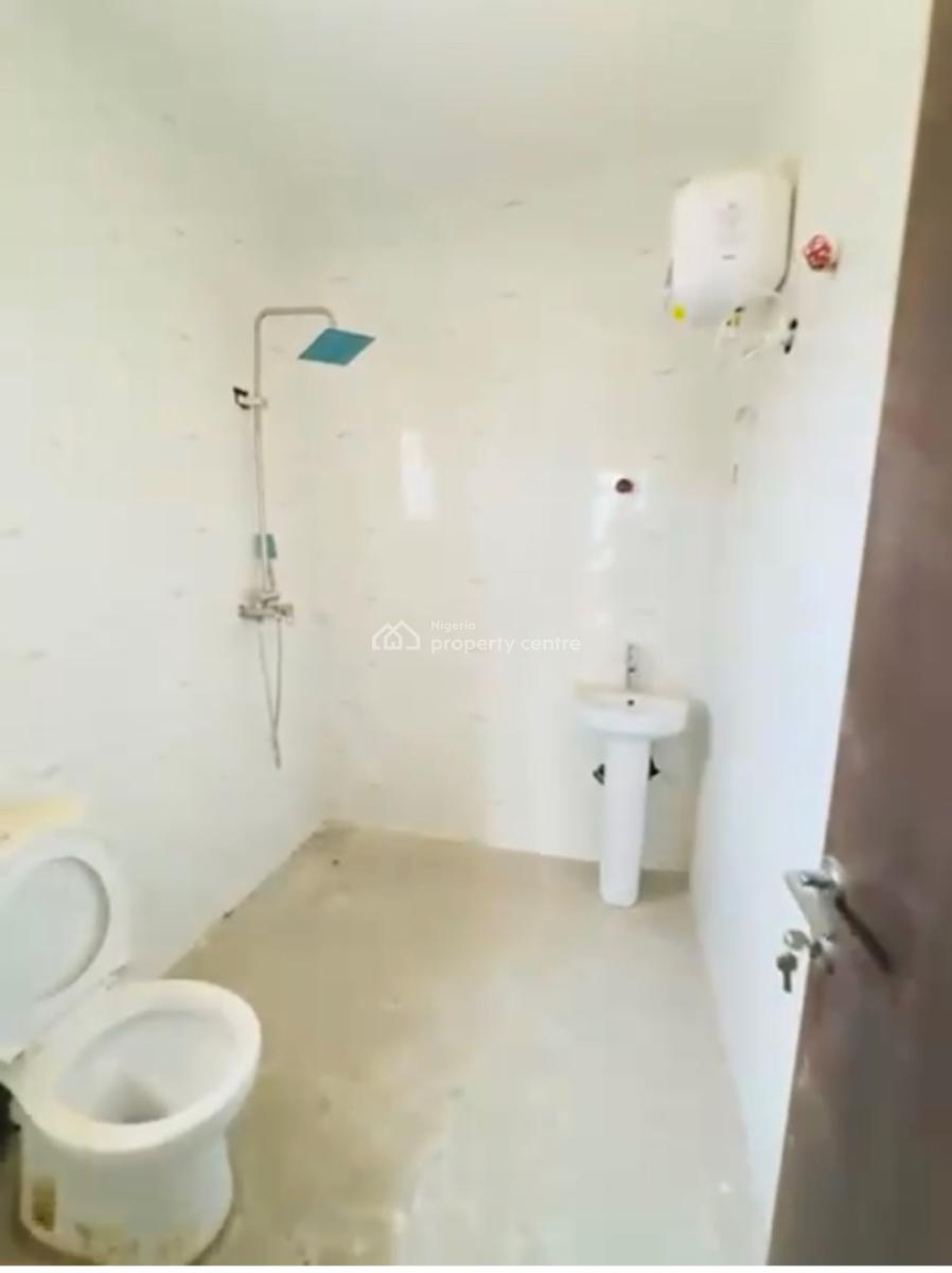 Luxury 2 Bedroom En-suite Flat, Katampe (main), Katampe, Abuja, Block of Flats for Sale