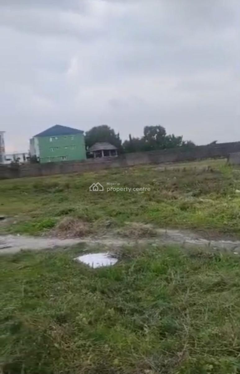 Fenced & Gated Table Water View Land Measuring 2,700sqm, Lekki Phase 1, Lekki, Lagos, Mixed-use Land for Sale