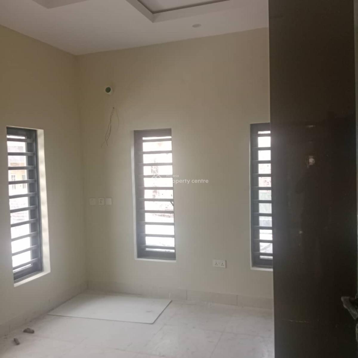 Well Maintained 3 Bedroom Flat, Channels Tv Area Isheri North Opic, Opic, Isheri North, Lagos, Flat / Apartment for Rent