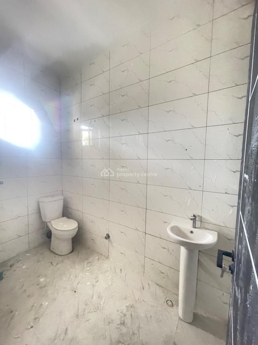 Luxury  2 Bedroom Flat and 1 Bq, Lekki Scheme 2, Ajah, Lagos, Flat / Apartment for Sale