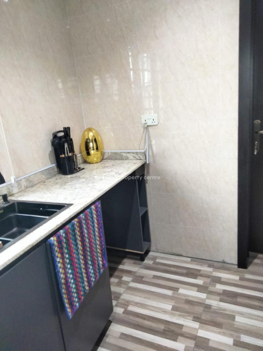 Well-finished Fully Furnished and Unfinished 2-bedroom Apartment, Ebute Metta West, Yaba, Lagos, Flat / Apartment for Rent