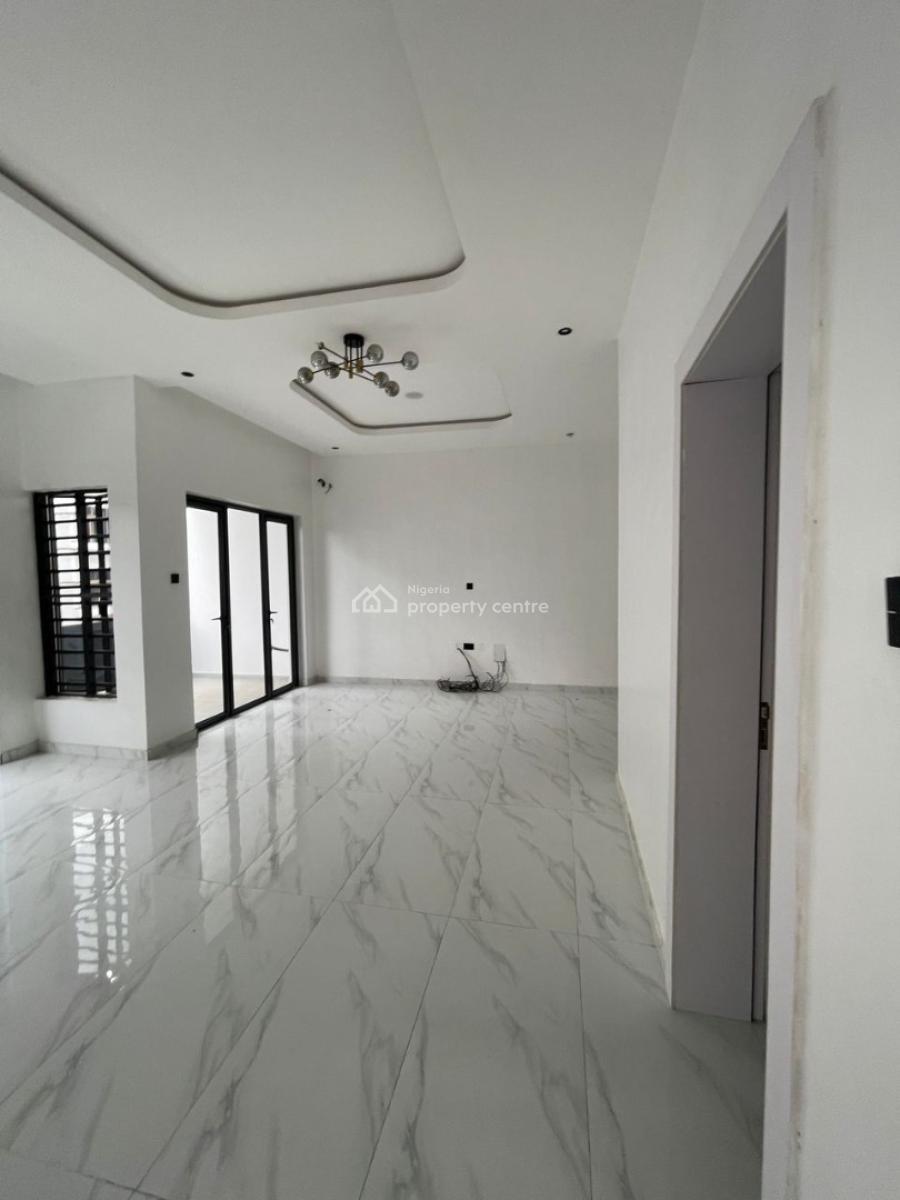 5 Bedrooms Semi Detached Duplex with Bq, Gra, Ikeja, Lagos, Semi-detached Duplex for Sale