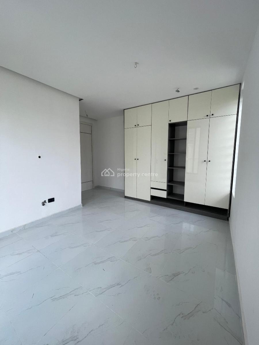 Elegant 2 Bedrooms Serviced Apartment, Freedom Way, Lekki Phase 1, Lekki, Lagos, Flat / Apartment for Sale