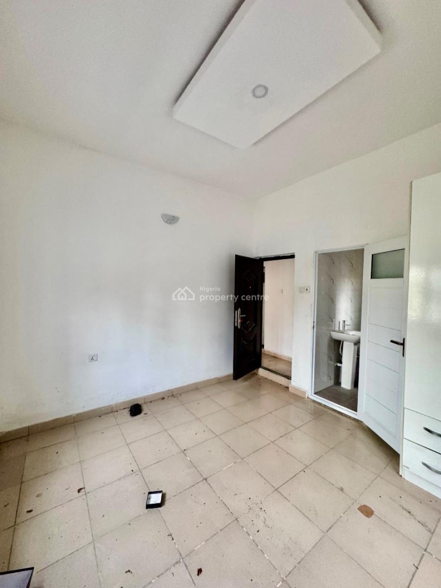 Luxury and Spacious with 2 Toilets, Sangotedo, Ajah, Lagos, Mini Flat (room and Parlour) for Rent