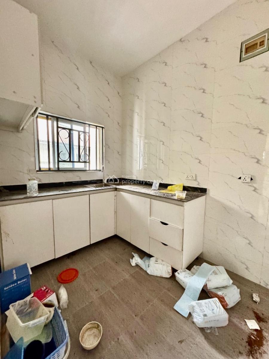 Luxury and Spacious with 2 Toilets, Sangotedo, Ajah, Lagos, Mini Flat (room and Parlour) for Rent